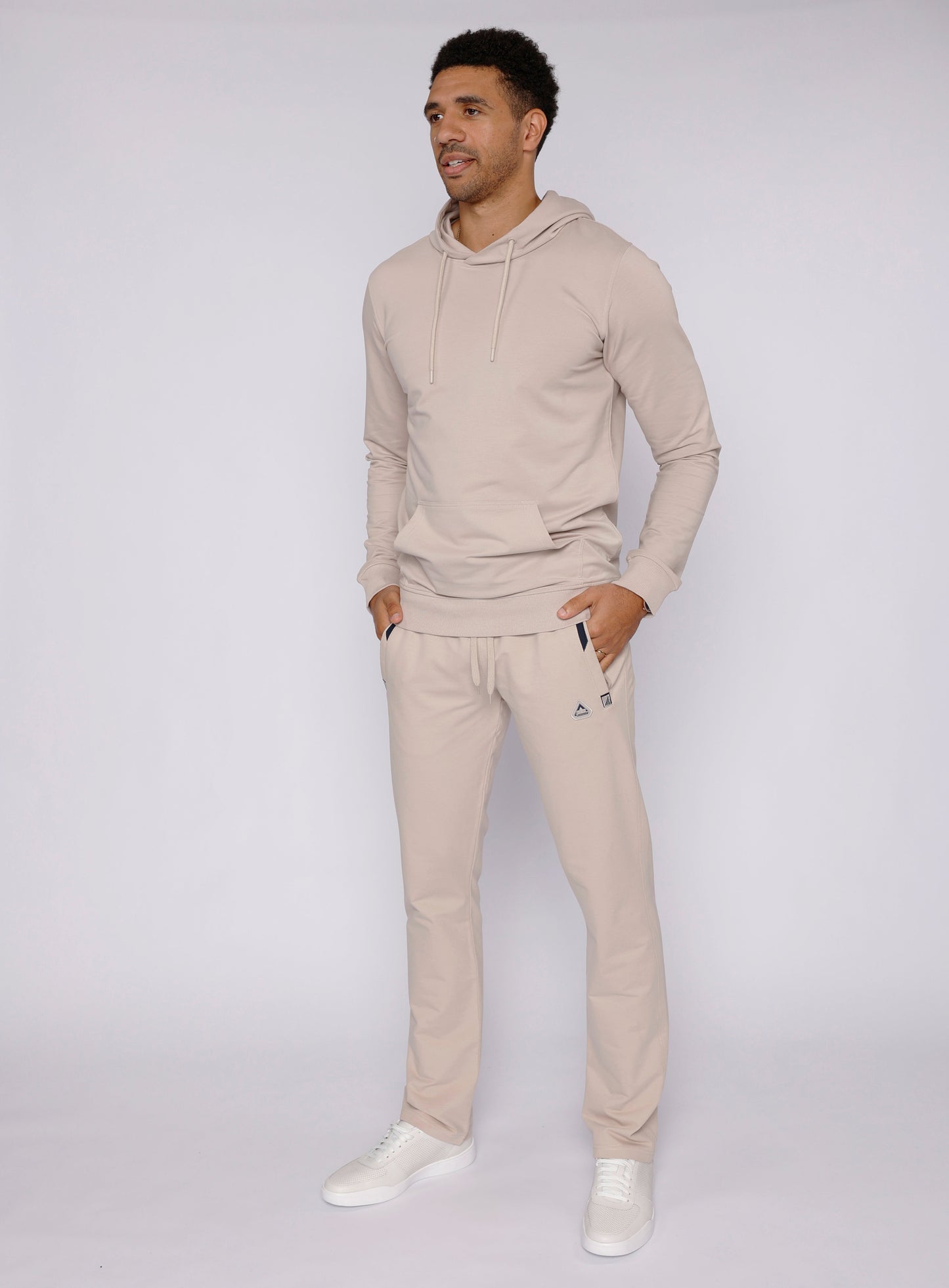Men’s athletic straight sweatpants in light beige, drawstring elastic waist, side pockets