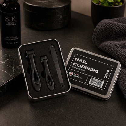 3-piece nail clippers in black carrying case with label insert.