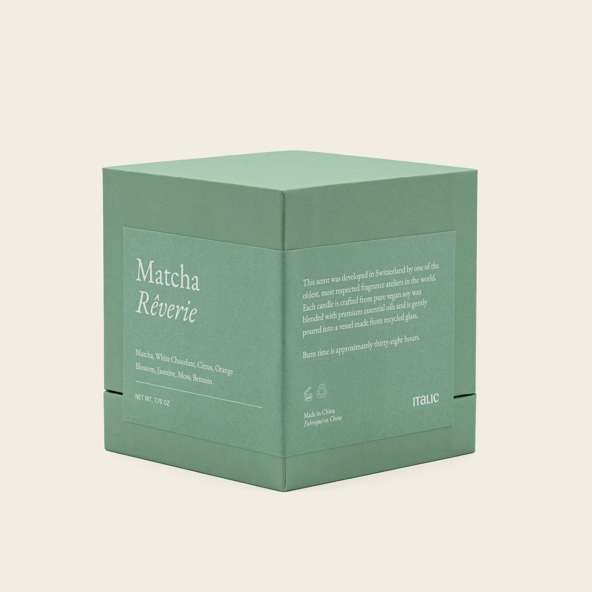 Green candle gift box labeled "Matcha Réverie" with italic logo