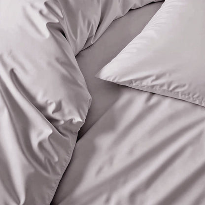 Sateen duvet cover, light gray with satin sheen and stitched folds