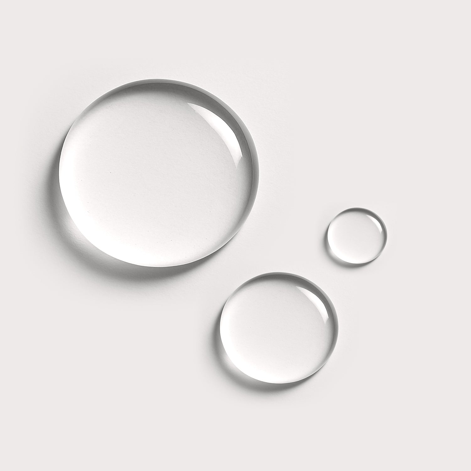Makeup remover refill container with circular lids