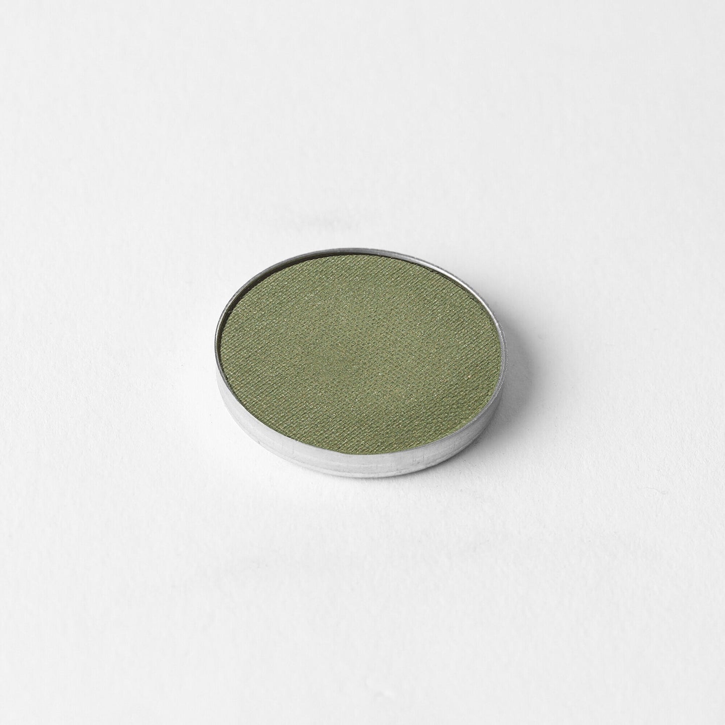 Pressed eyeshadow pan, olive green matte-shimmer