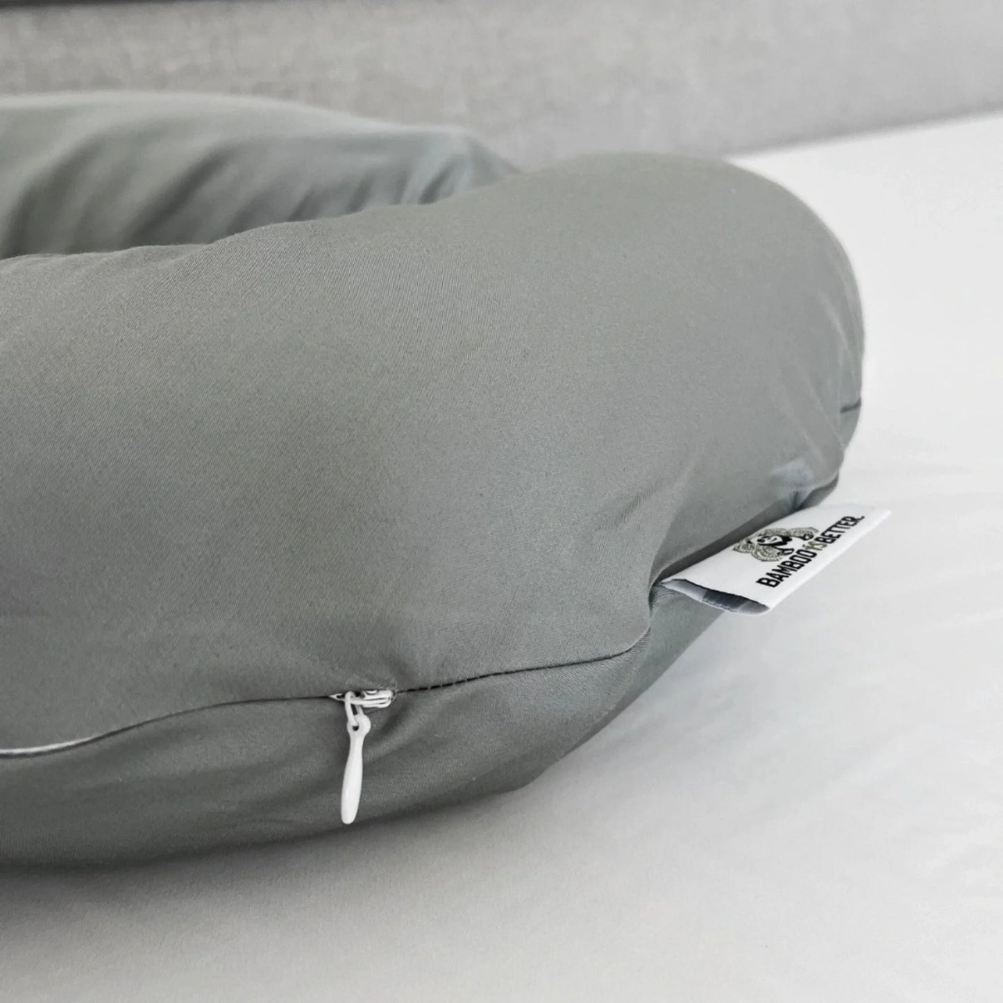 Cooling bamboo viscose travel pillowcase, dark gray, zippered edge