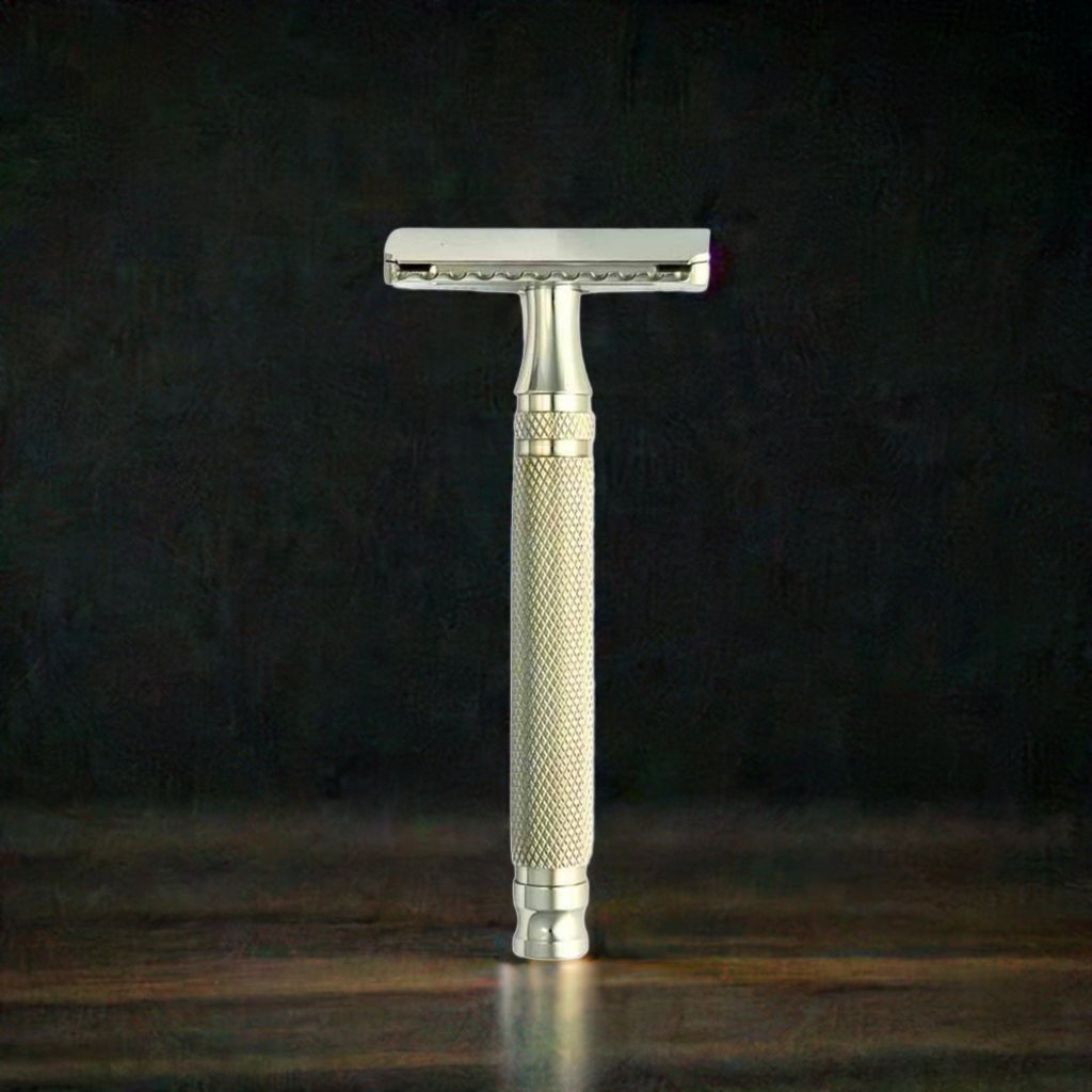 SteelMaster Razor chrome head with light metal textured grip handle, standing view