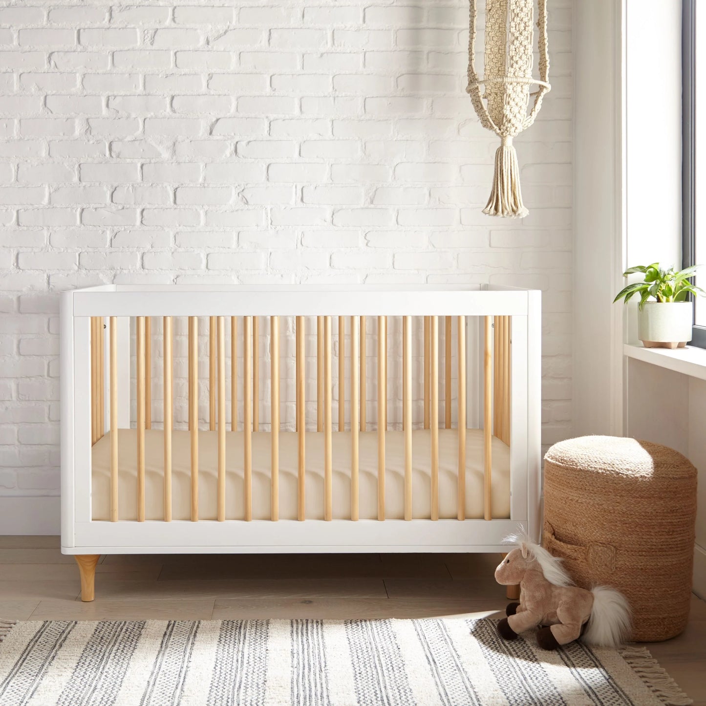 Cooling bamboo crib fitted sheet, ivory, textured surface on crib mattress
